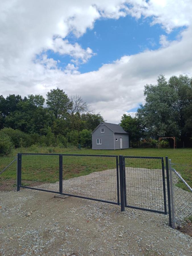 Domek nad morzem Zastan Zewnętrze zdjęcie